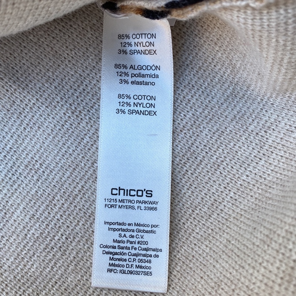 Chico's Structured Leopard Print V-Neck Cropped S… - image 4